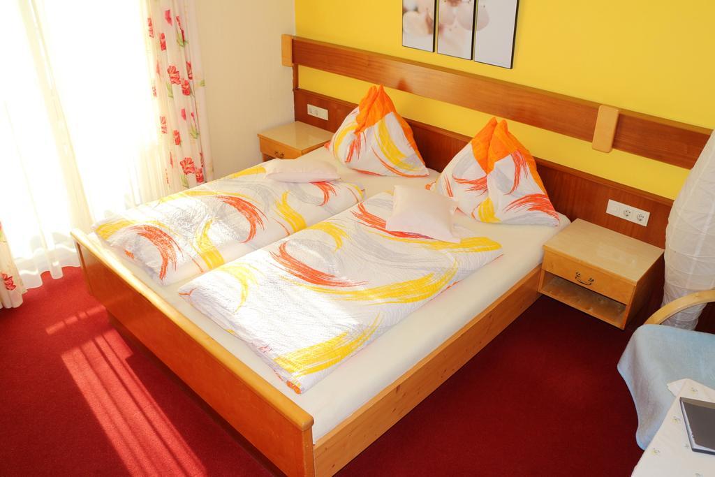 Hotel Enzianbrenner à Jenig Chambre photo