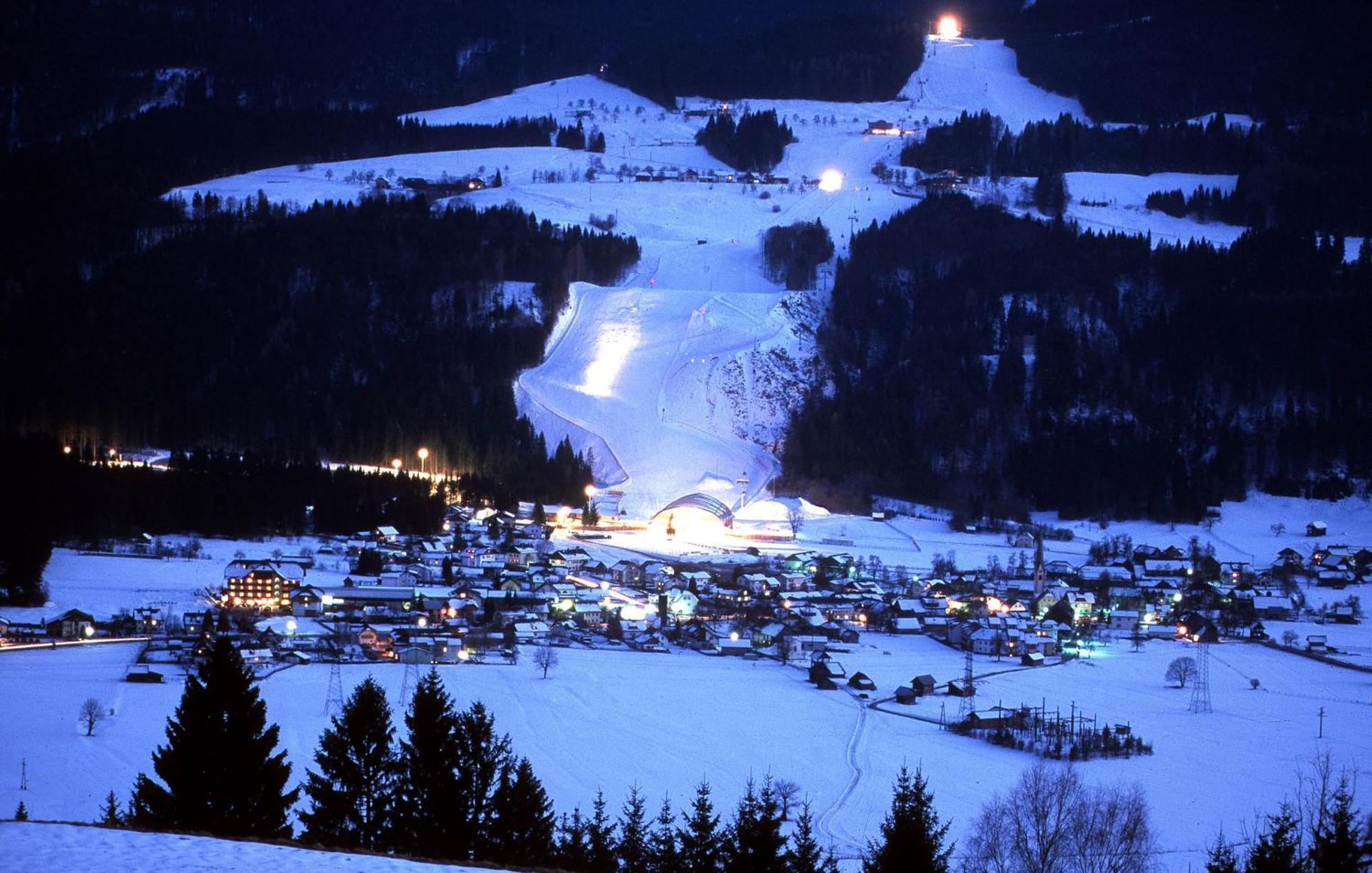 Hotel Enzianbrenner à Jenig Extérieur photo